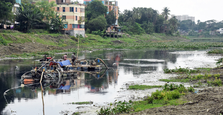 দখল-দূষণে ধুঁকছে যশোরের প্রাণ ভৈরব নদ
