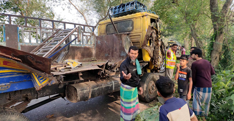 bhanga-road-accedent-02