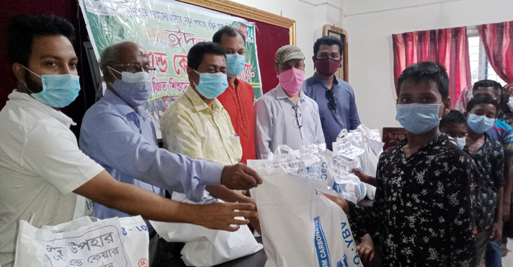 ভোলায় পথশিশুরাও ঈদের দিন খাবে উন্নত খাবার