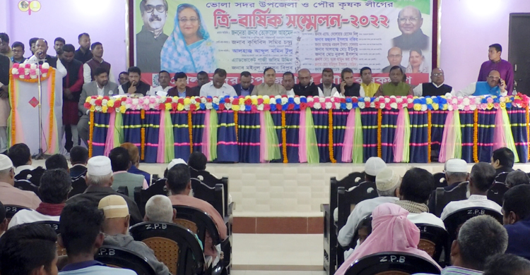 শেখ হাসিনার নেতৃত্বে বাংলাদেশ এগিয়ে যাচ্ছে, যাবে: তোফায়েল