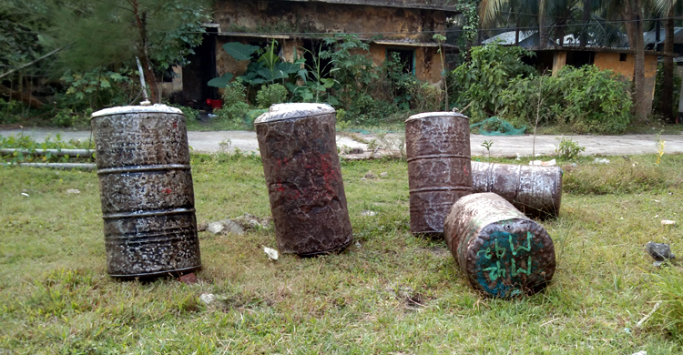 ১২শ লিটার চোরাই ডিজেল তেল জব্দ