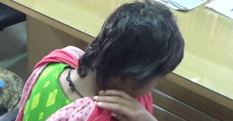 স্ত্রী চাকরি করতে চাওয়ায় চুল কেটে দিলেন মাদরাসা শিক্ষক