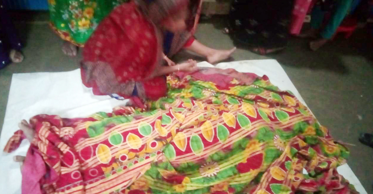 মারধর করে শ্বশুরবাড়ি থেকে তাড়িয়ে দেয়ায় গৃহবধূর আত্মহত্যা