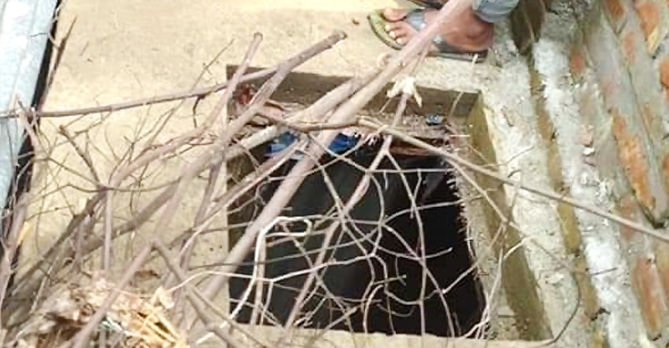 ভোলায় সেপটিক ট্যাংকে নেমে দুইজনের মৃত্যু