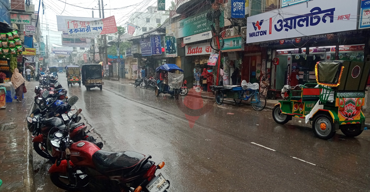 ঘূর্ণিঝড় ‘অশনি’র প্রভাবে ভোলায় বৃষ্টি