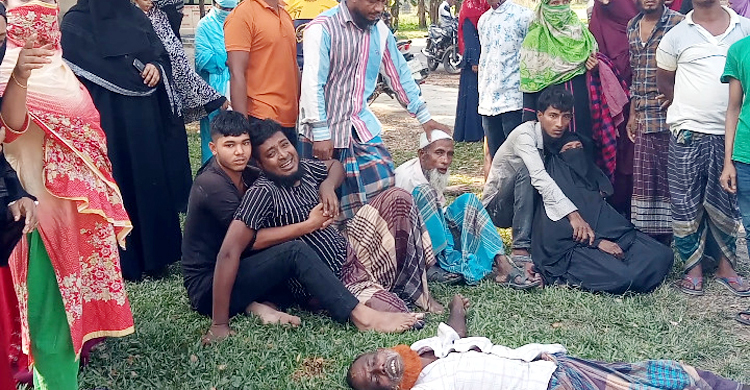 অটোরিকশা চালিয়ে বাবার চিকিৎসা করাতে গিয়ে না ফেরার দেশে কলেজছাত্র