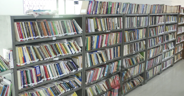 পাঠক নেই ভোলা সরকারি পাঠাগারে