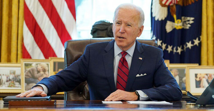 Myanmar coup: US threatens sanctions over Suu Kyi detention