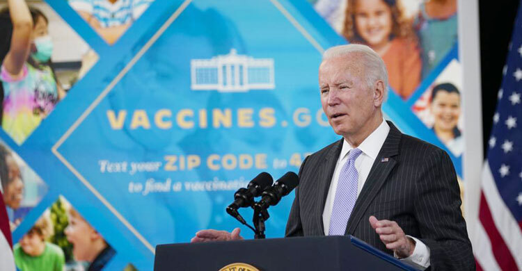 Judge blocks Biden vaccine mandate for federal contractors