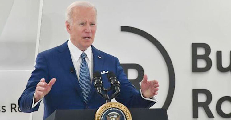 Biden says Putin considering using chemical, biological weapons in Ukraine