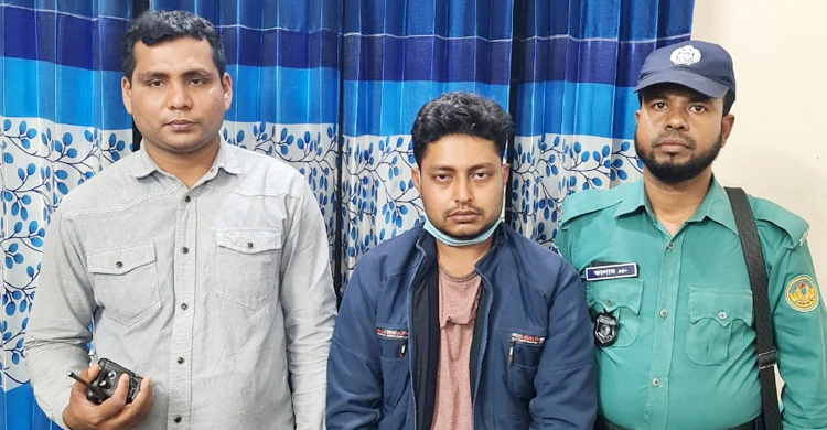বিকাশ থেকে অর্থ আত্মসাৎ, দেড় বছর পর আটক প্রতারক