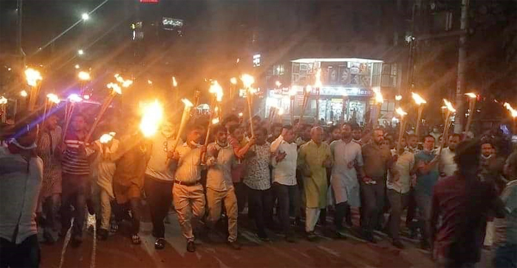 রিজভীর নেতৃত্বে রাজধানীতে ছাত্রদলের মশাল মিছিল