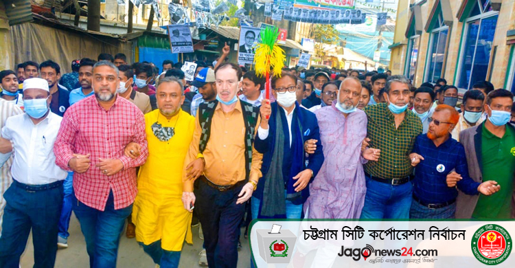ভোটের দিনে খোলা অফিস, ‘ষড়যন্ত্র’ দেখছে বিএনপি