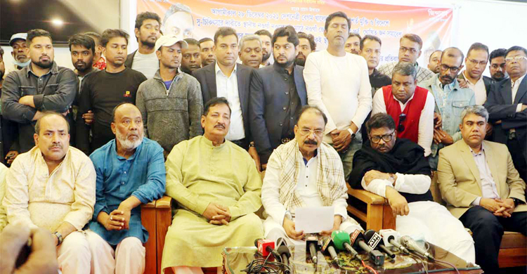 জীবন বাজি রেখে হলেও গণতন্ত্র ফিরিয়ে আনা হবে: গয়েশ্বর