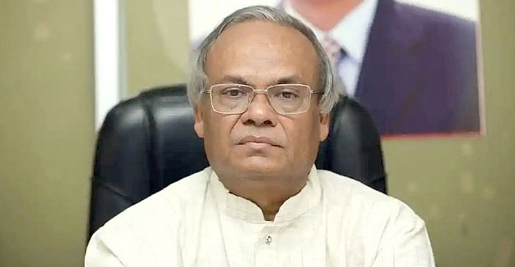 ময়লার গাড়ি ভাঙচুর: রিজভীর বিরুদ্ধে গ্রেফতারি পরোয়ানা