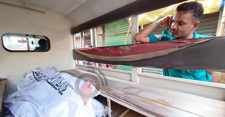 6 killed in Chawkbazar polythene factory fire