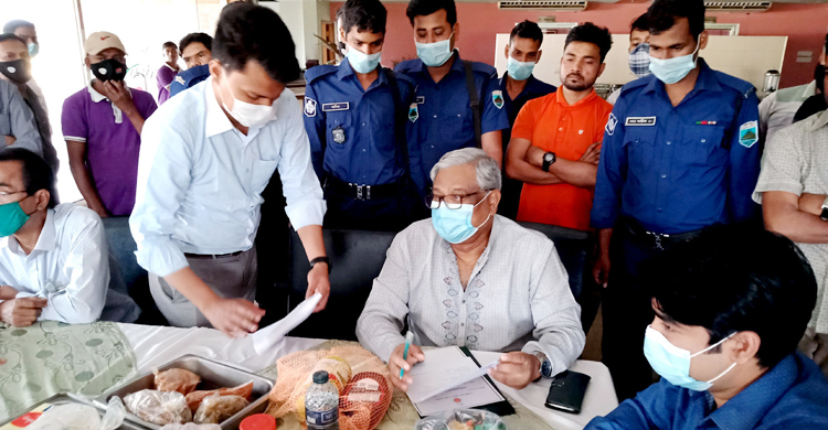 বগুড়ায় চার ও পাঁচতারকা হোটেলে পচা-বাসি খাবার, ৮ লাখ টাকা জরিমানা