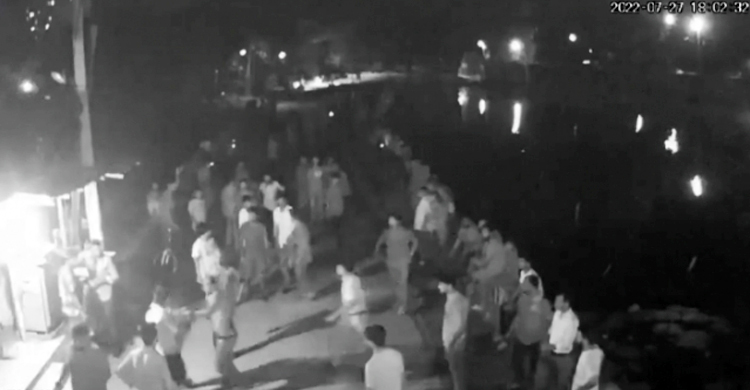 বগুড়ায় ছাত্রলীগ নেতার ছুরিকাঘাতে শিক্ষার্থী আহত