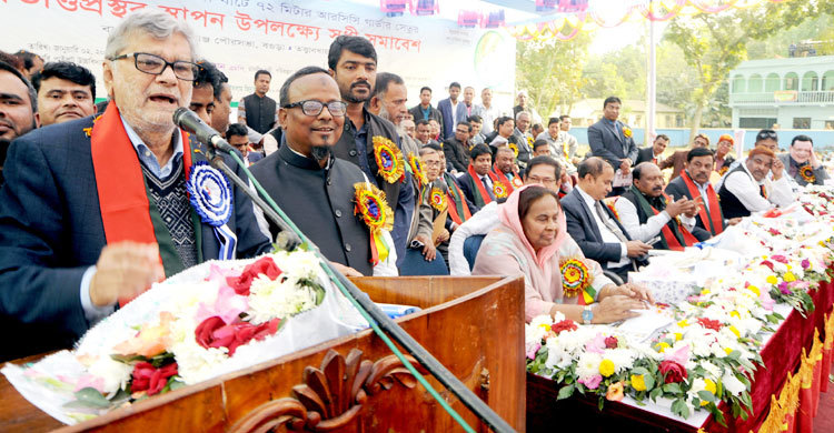 মানুষের ঢল দেখে বিস্মিত পরিকল্পনামন্ত্রী