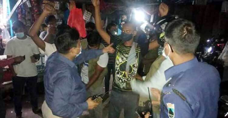 বগুড়ায় বখাটেদের উৎপাত কমাতে অভিযান, আটক ১৫