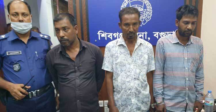 বগুড়ায় গরু ব্যবসায়ীর টাকা ছিনতাই, গ্রেফতার ৩
