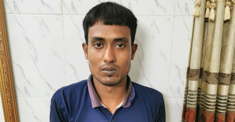 সাগর পরিচয়ে রং নম্বরে প্রেম, ধর্ষণের পর ধরা পড়লেন আমিনুর