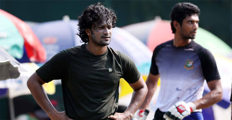 খুলনার পেসারদের দাপটে বরিশাল থামল ১৫২ রানে