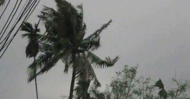 কালবৈশাখী ঝড়ে ঘরের দেয়াল ধসে কিশোরীর মৃত্যু