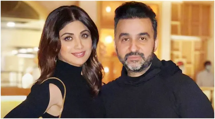 Bollywood-6.jpg
