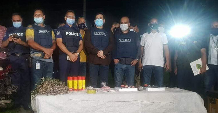 নারায়ণগঞ্জে জঙ্গি আস্তানা থেকে বোমা উদ্ধার, একজনকে আটক