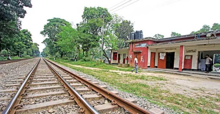 রেললাইনে মিলল শিশুর মরদেহ