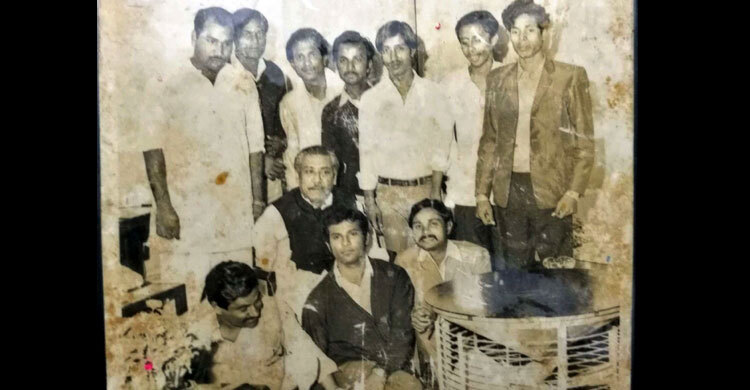 বঙ্গবন্ধু এবং একজন দুলাল আংকেল