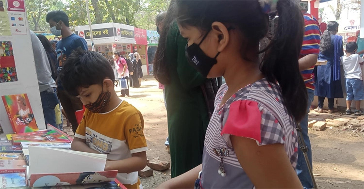 আজ মেলায় এলো ৩১২ নতুন বই