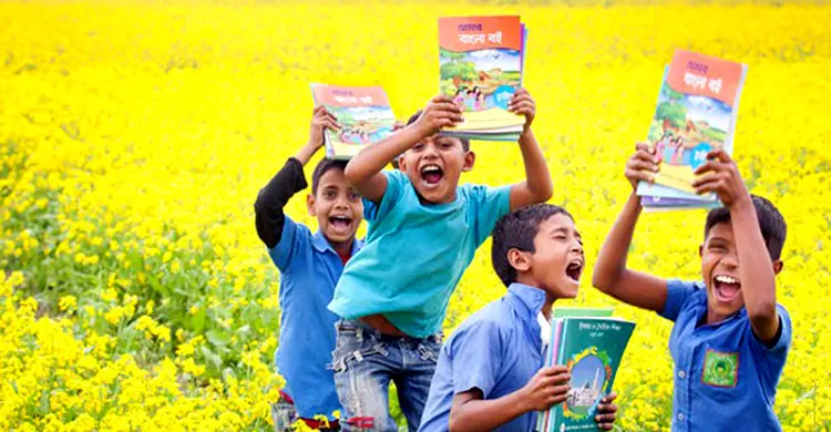ছাপা বাকি ৮ কোটি বই, পাঠ্যপুস্তক উৎসব নিয়ে সংশয়