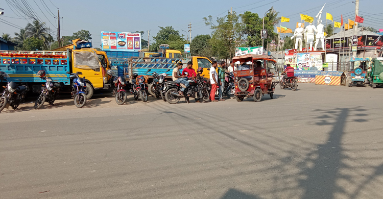 ১৫০ টাকার ভাড়া ১৩শ টাকা!