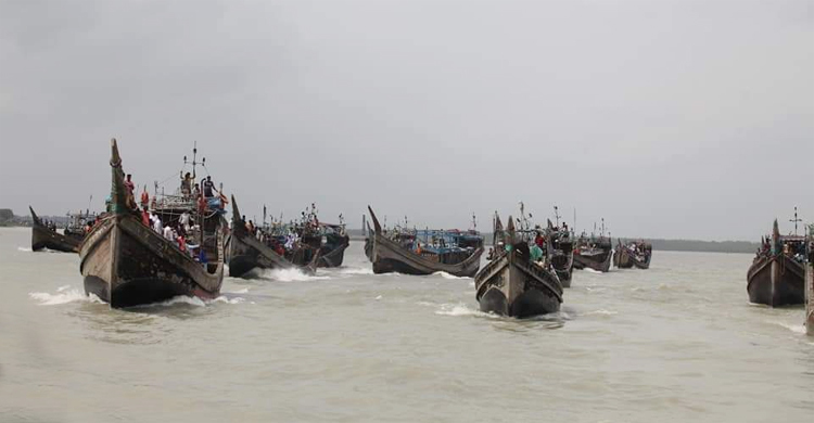 ৬৫ দিন পর নোঙর তুলছেন জেলেরা, বাধ সাধছে আবহাওয়া