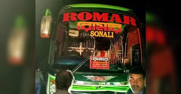 বরগুনায় বাসচাপায় প্রাণ গেলো দুই ভাইয়ের
