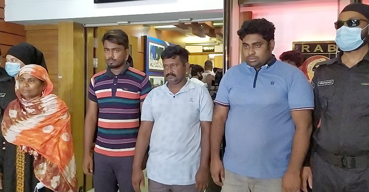 ভারতে নারী পাচারকারীচক্রের হোতা কে এই ‘বস রাফি’