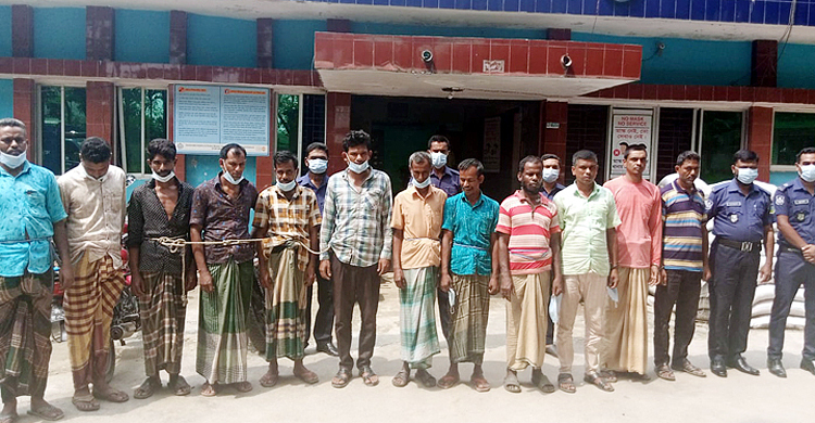 জামালপুরে ১২ জুয়াড়ি আটক