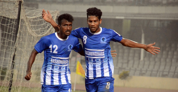 আবদুল্লাহর এক ম্যাজিক-শটে জিতল শেখ রাসেল