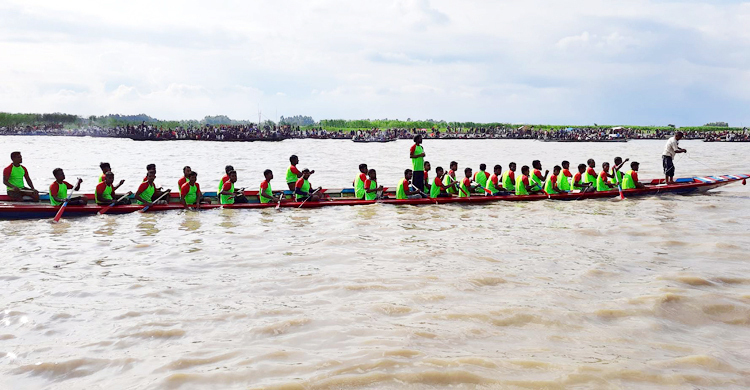 ব্রাহ্মণবাড়িয়ায় ঐতিহ্যবাহী নৌকাবাইচ ১১ সেপ্টেম্বর
