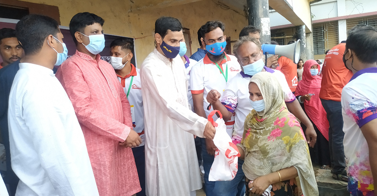 ব্রাহ্মণবাড়িয়ায় ৬০০ অসহায়ের মাঝে ৩০ মণ মাংস বিতরণ