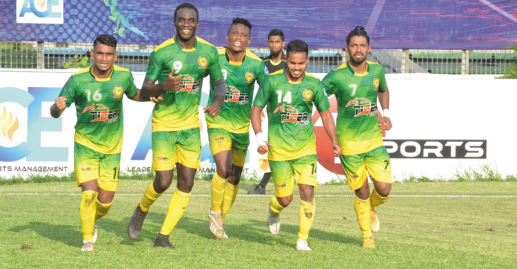 ব্রাদার্সকে হারিয়ে জয়ে ফিরলো রহমতগঞ্জ