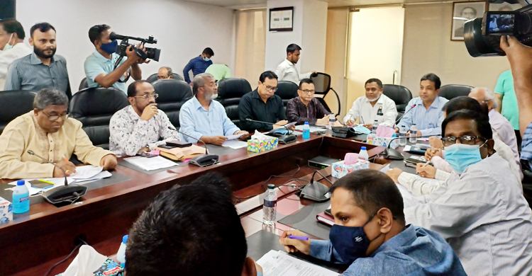বাসভাড়া পুনর্নির্ধারণে বৈঠকে বিআরটিএ