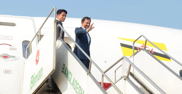 Brunie Sultan leaves Dhaka