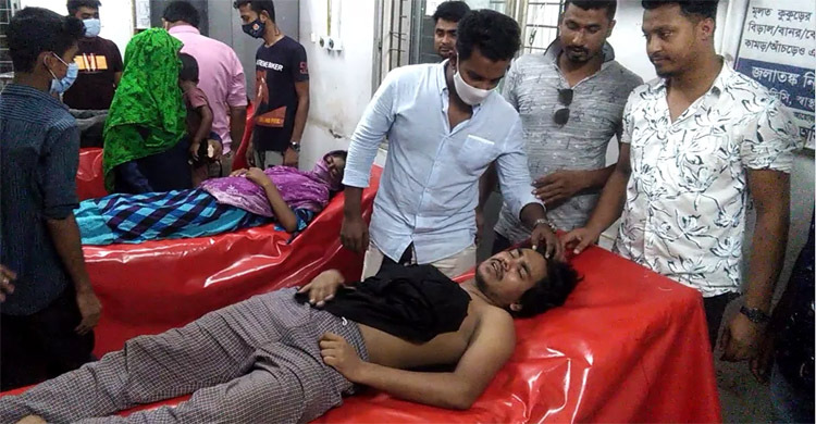 কেন্দ্রে নালিশ দিয়ে হামলার শিকার ছাত্রলীগ নেতা