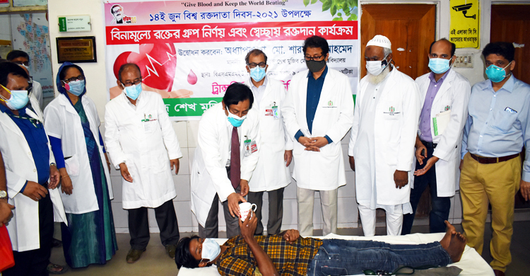 রোগীদের সেবায় বেশি করে আত্মনিয়োগ করুন : বিএসএমএমইউ উপাচার্য