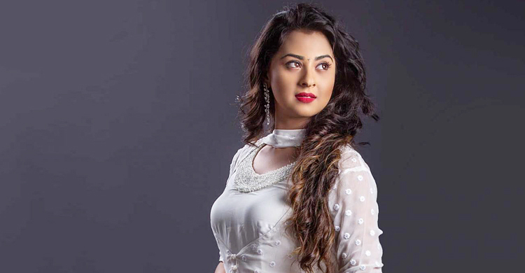 বুবলীকে বারবার হত্যাচেষ্টা, আতঙ্কে শুটিংয়ে যাওয়া বন্ধ
