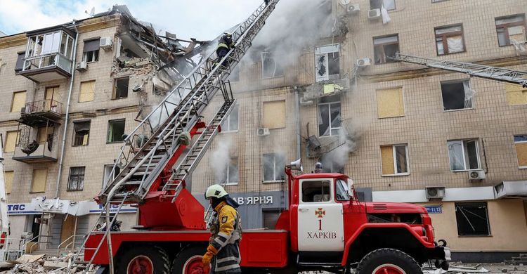 Ukraine retakes territory in Kharkiv region as Russian front crumbles