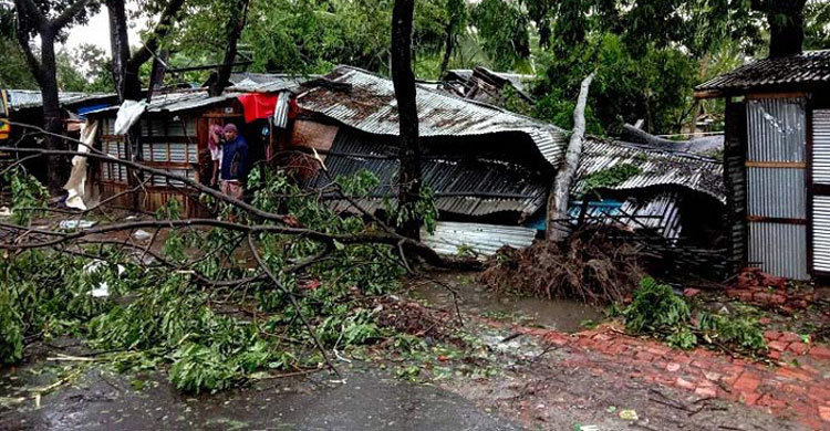 সাতক্ষীরায় ‘বুলবুলে’ আহত একজনের মৃত্যু